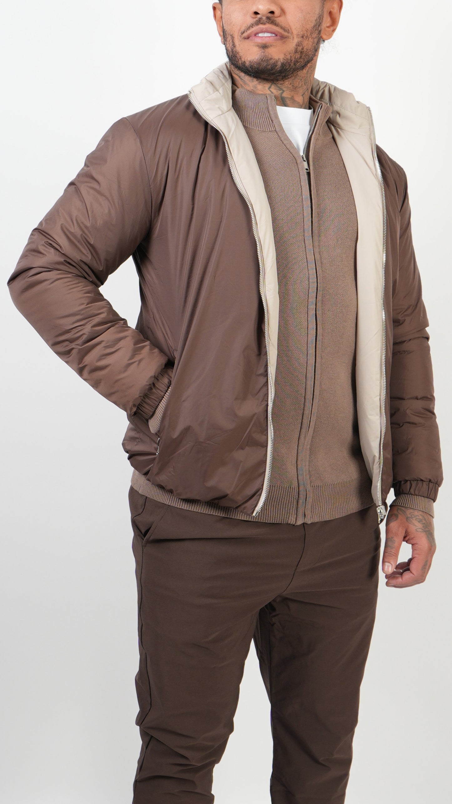 OMKEERBARE JAS • BRUIN