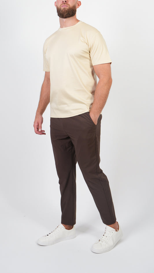 T-SHIRT • SLIM FIT • BEIGE