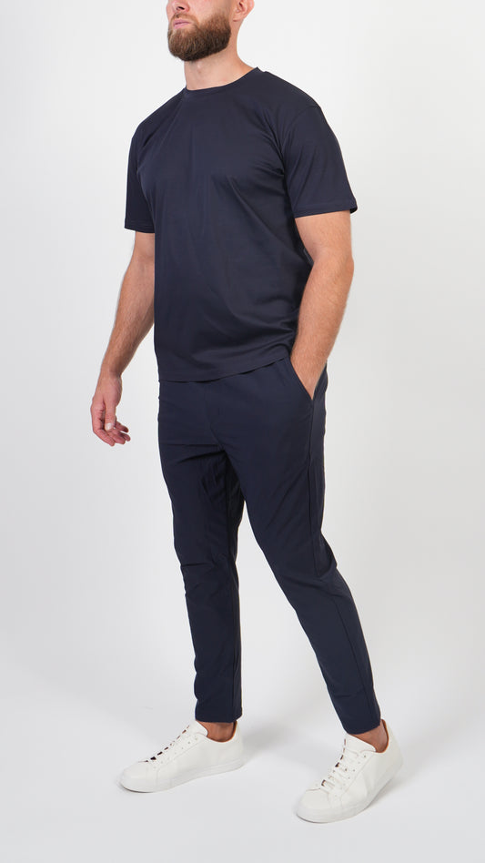 T-SHIRT • SLIM FIT • MARINEBLAUW