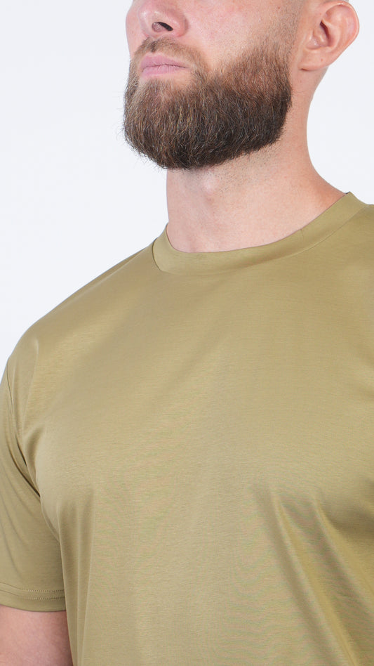 T-SHIRT  • SLIM FIT • OLIVE
