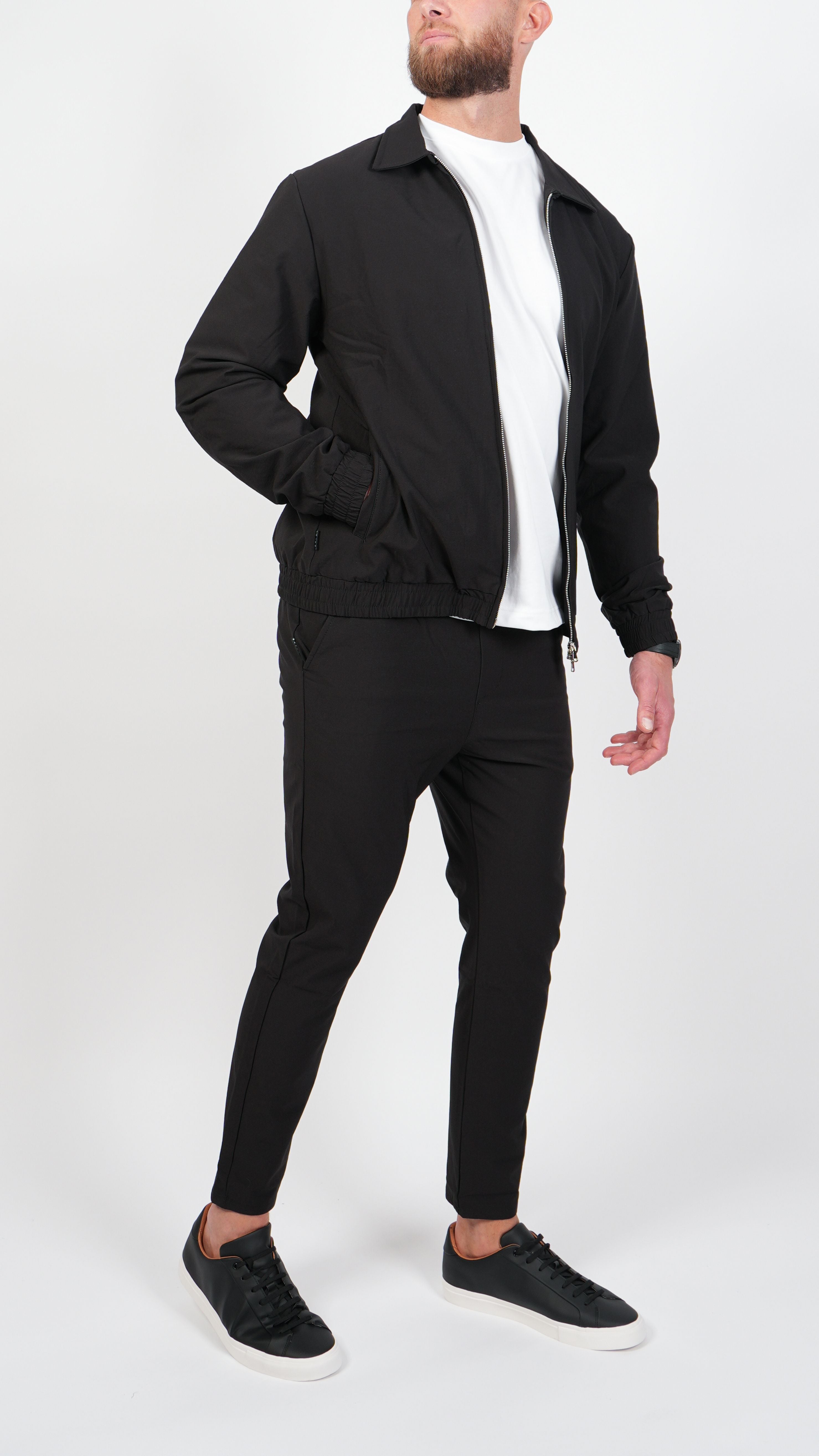 AURA • VOLLEDIGE SET • ZWART